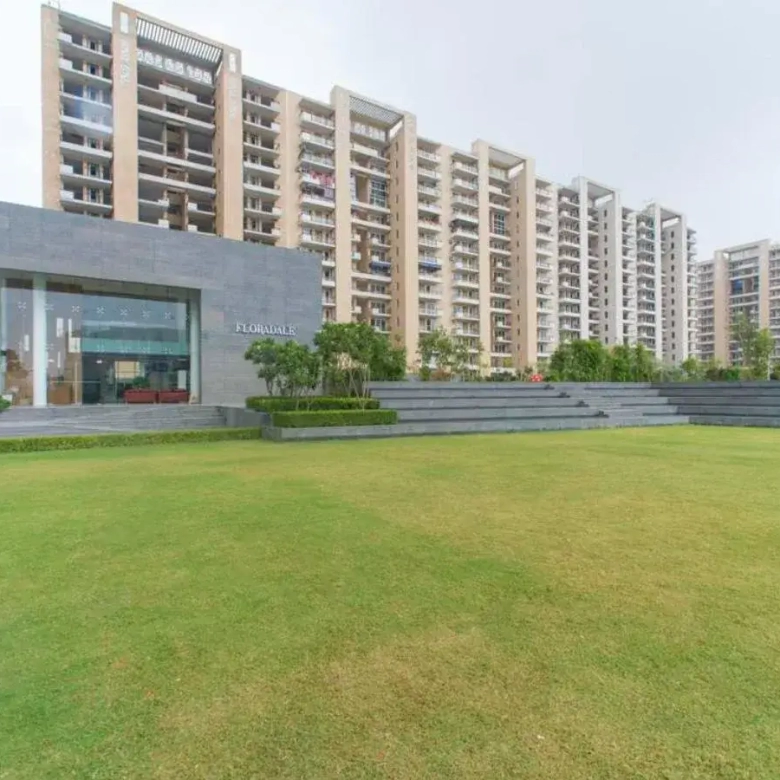 Tulip Violet Open Space