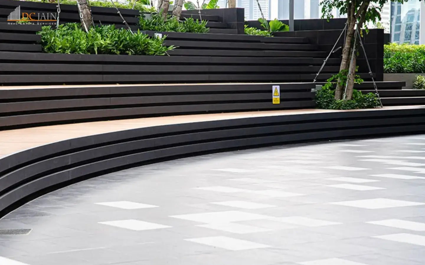 Signature Global De Luxe DXP Amphitheatre