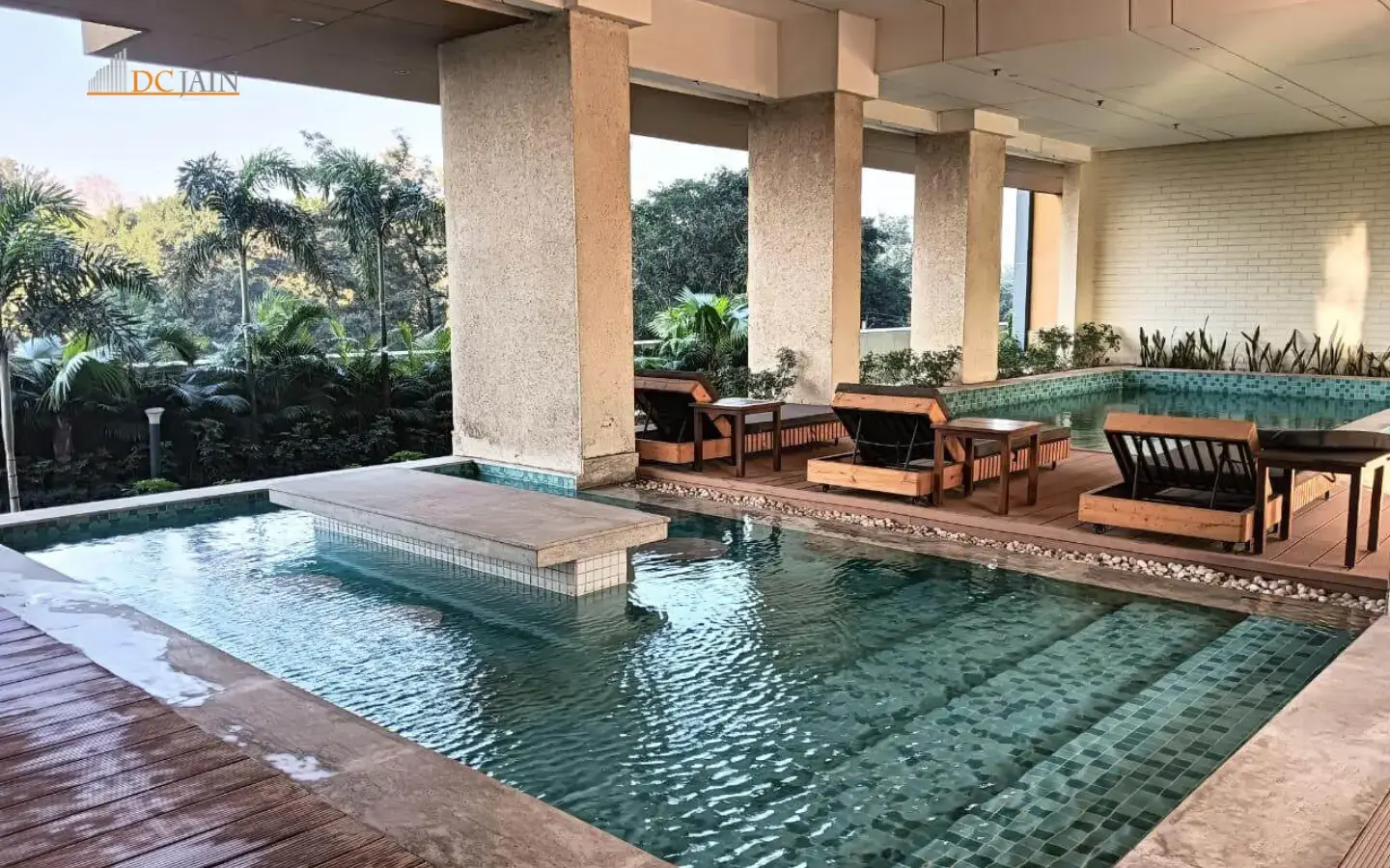 Sky mansion risland kids swimmingpool